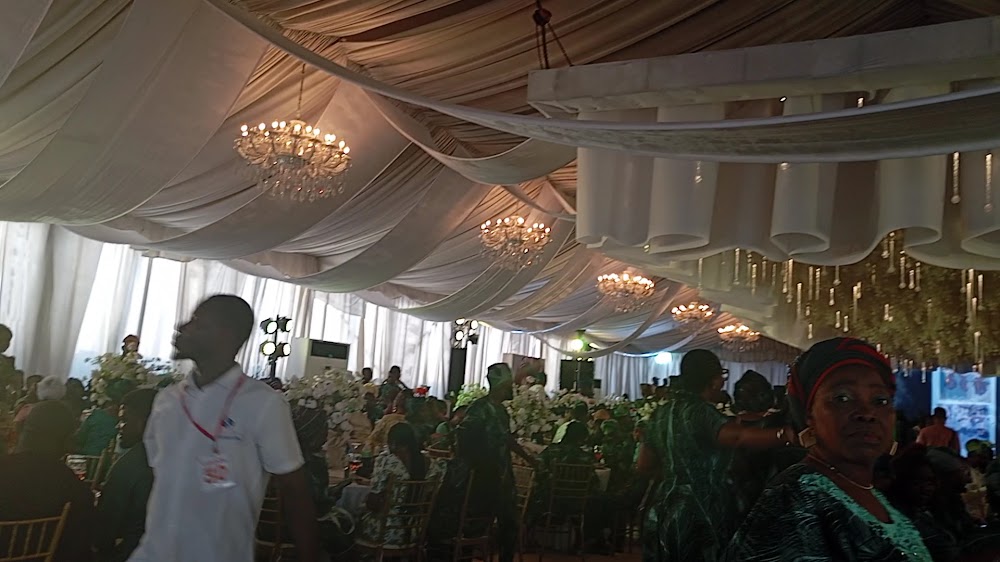 Platinum event center photo 2